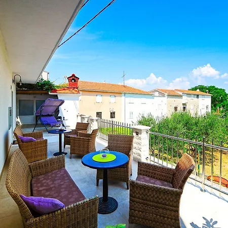 Dalmagic Apartamento *